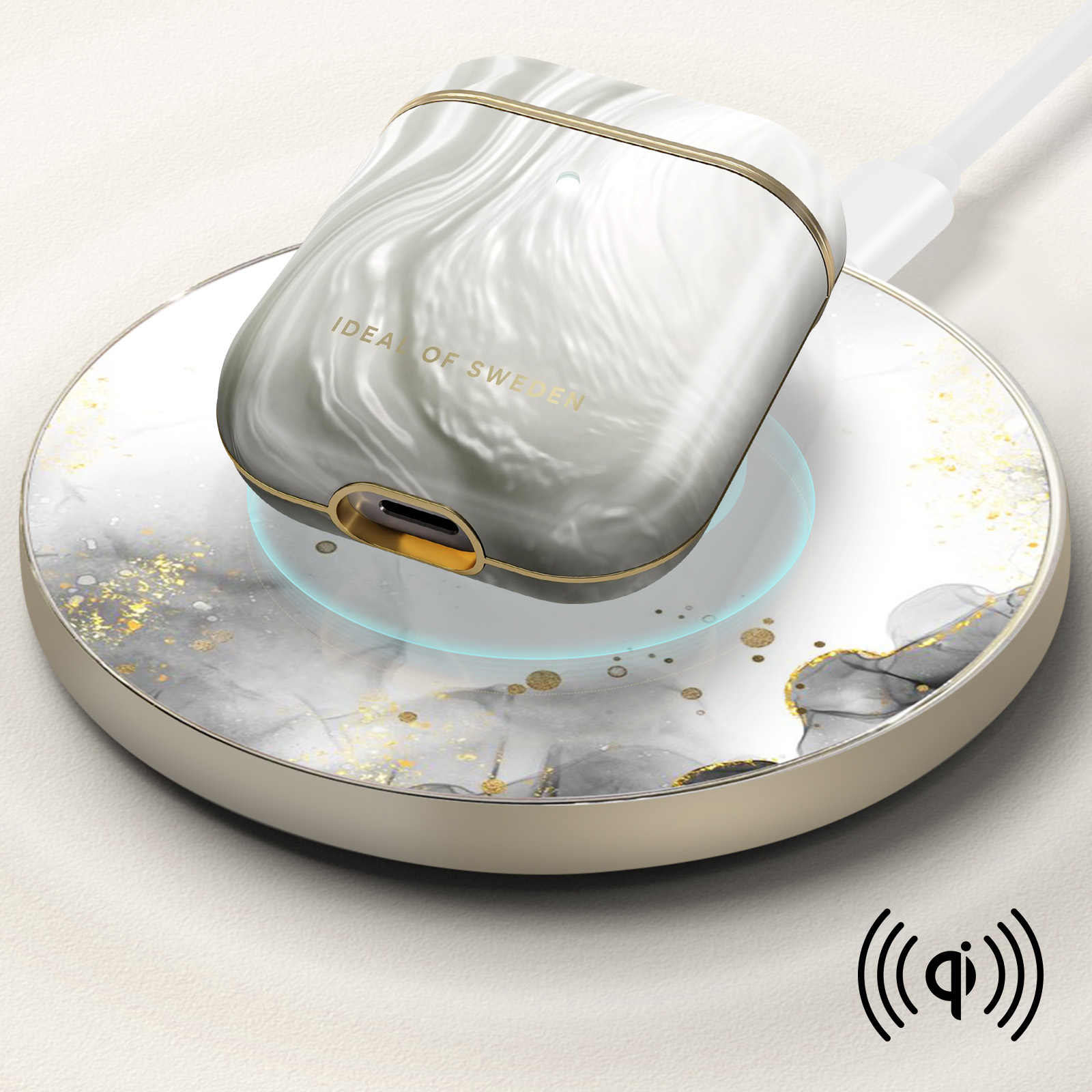Cover iDeal of Sweden per AirPods 1 e 2 - Luminous Pearl
