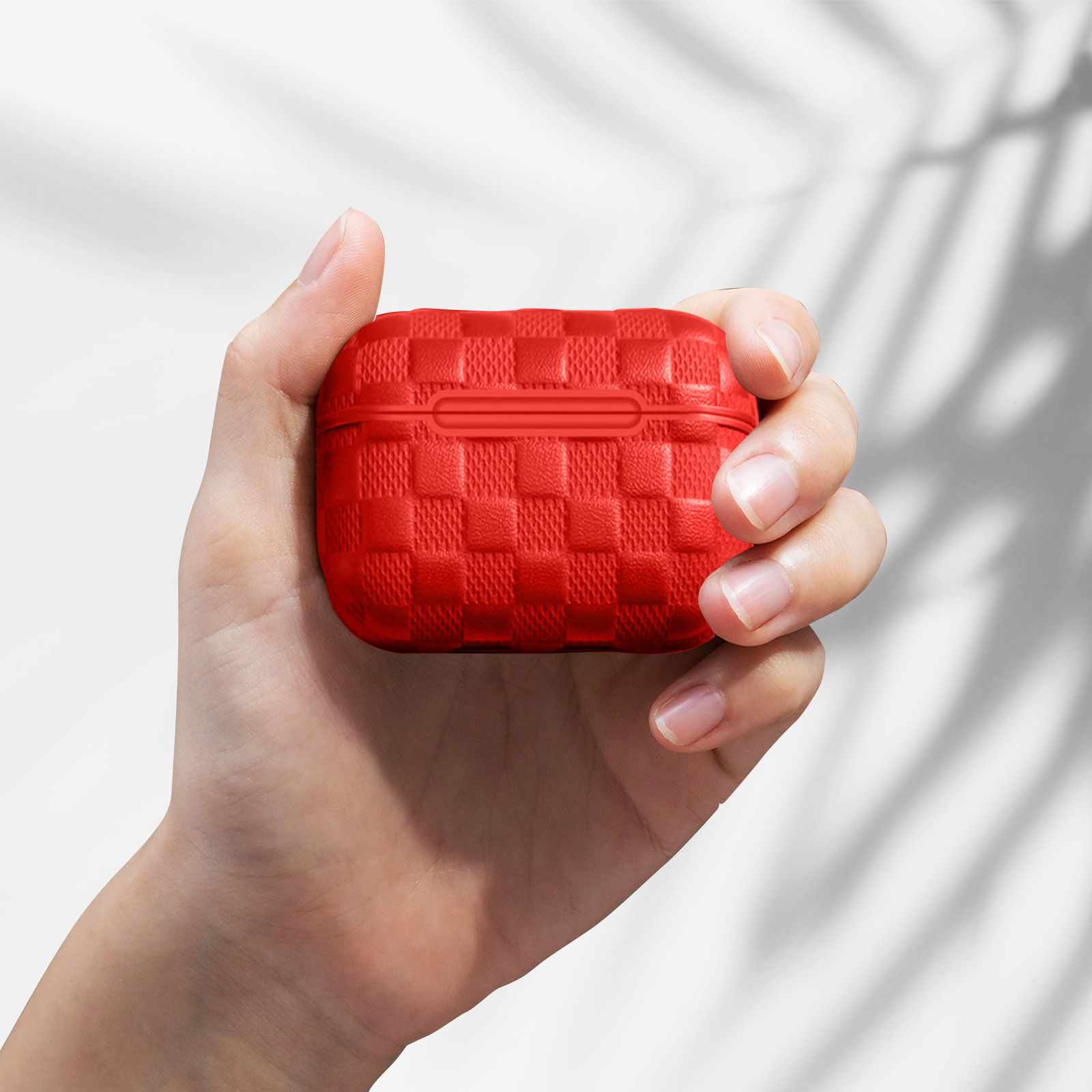 Coque Airpods Pro et Pro 2 Semi-rigide Effet Tissé, avec Mousqueton, Devia  Woven Pattern Series - Rouge - Français