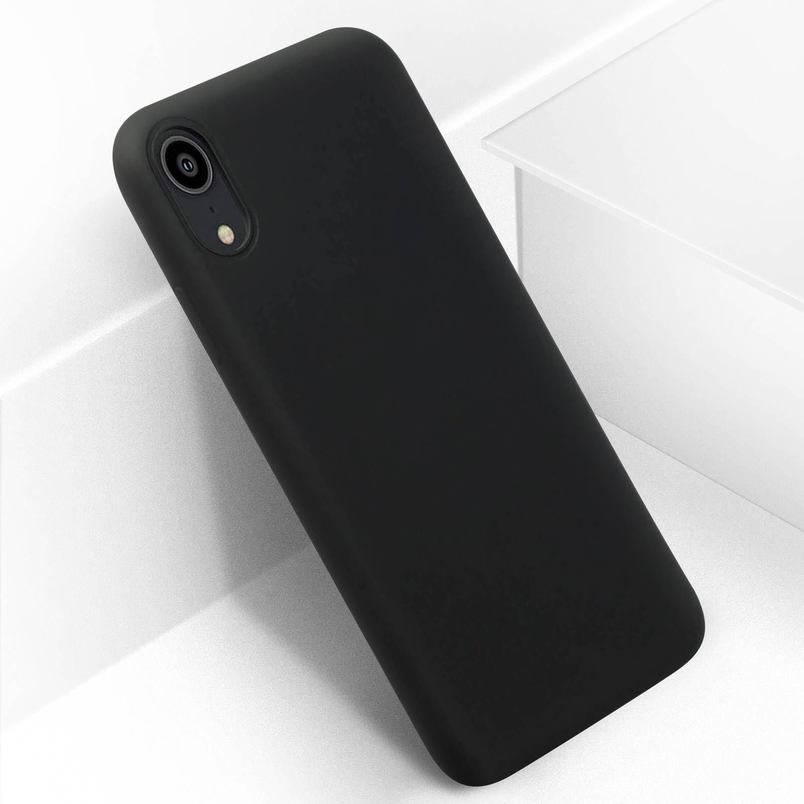 Halbsteife Silikon schwarze Handyhlle mit Soft-Touch Design fr Apple  iPhone XR - German