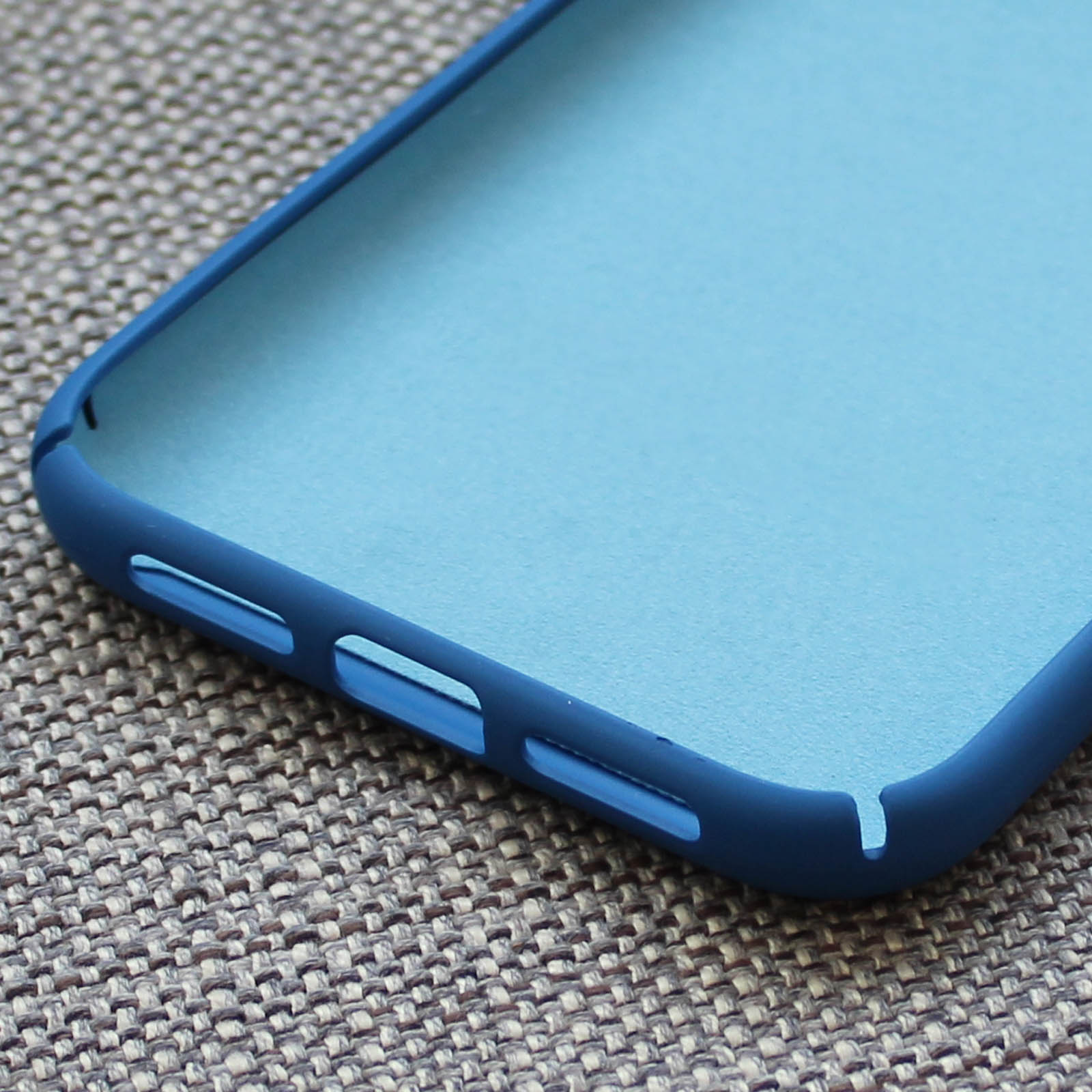 EASSGU Custodia Adatta per OnePlus 11 5G (6.7 Inches), Cover Posteriore in Vetro Sfumato Custodia per Cellulare Anti-Caduta e Anti-Graffio - Rosso Purpureo