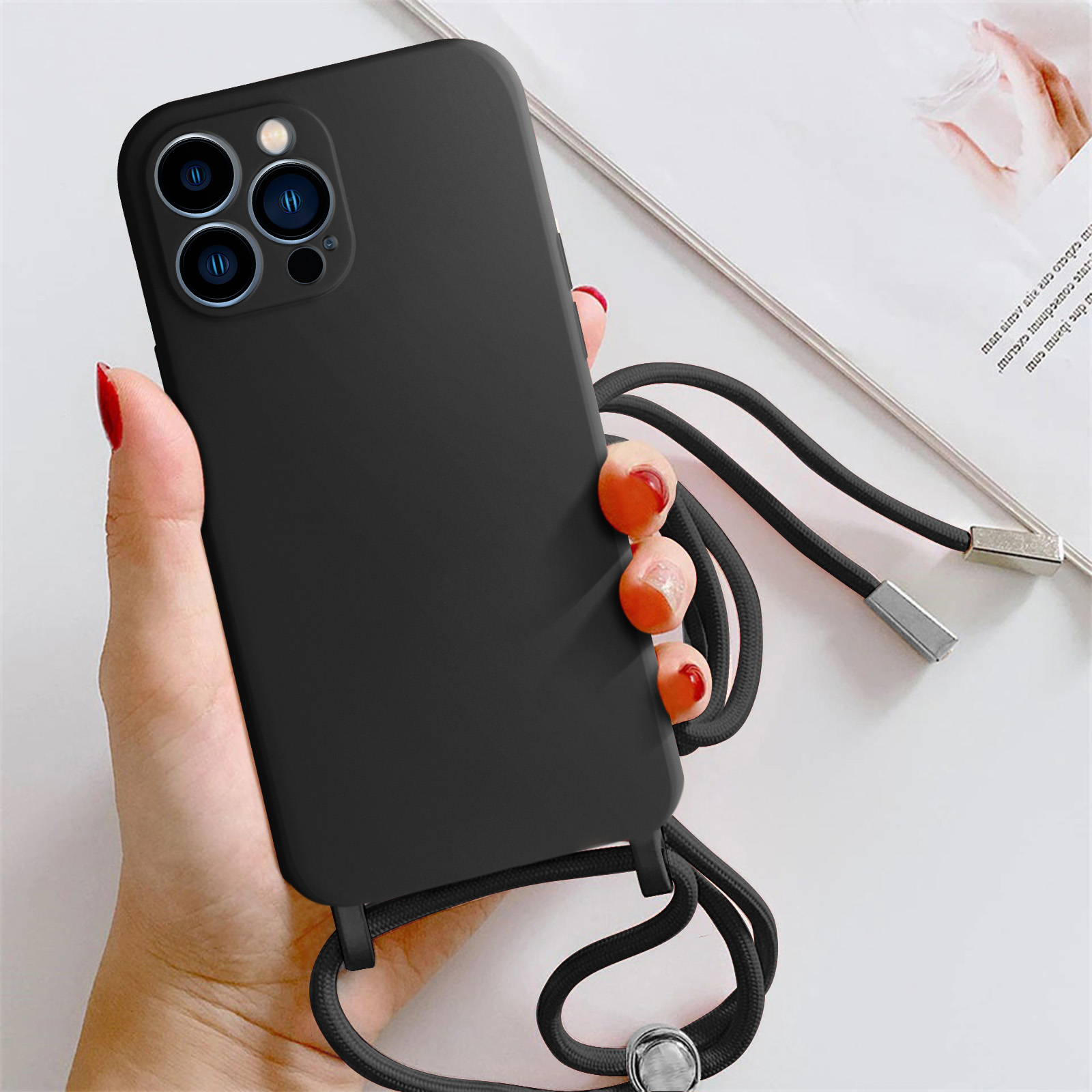 Custodia Per IPhone 13 Pro Con Cordino: Cover In Silicone Con Cinturino (Nero)