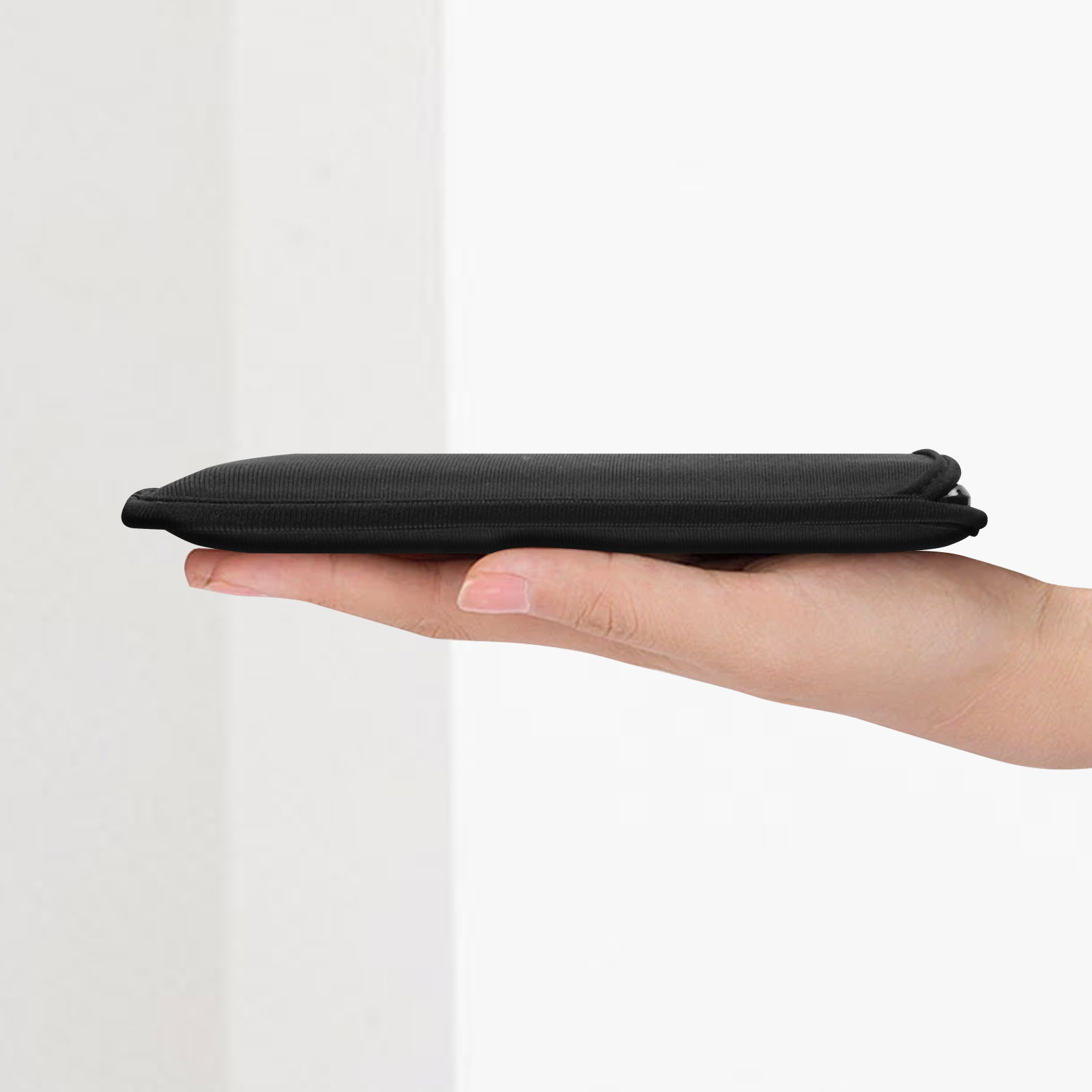 ACQUISTA ORA CUSTODIA IN NEOPRENE PER MICROINFUSORI MINIMED™ - COLORE NERO