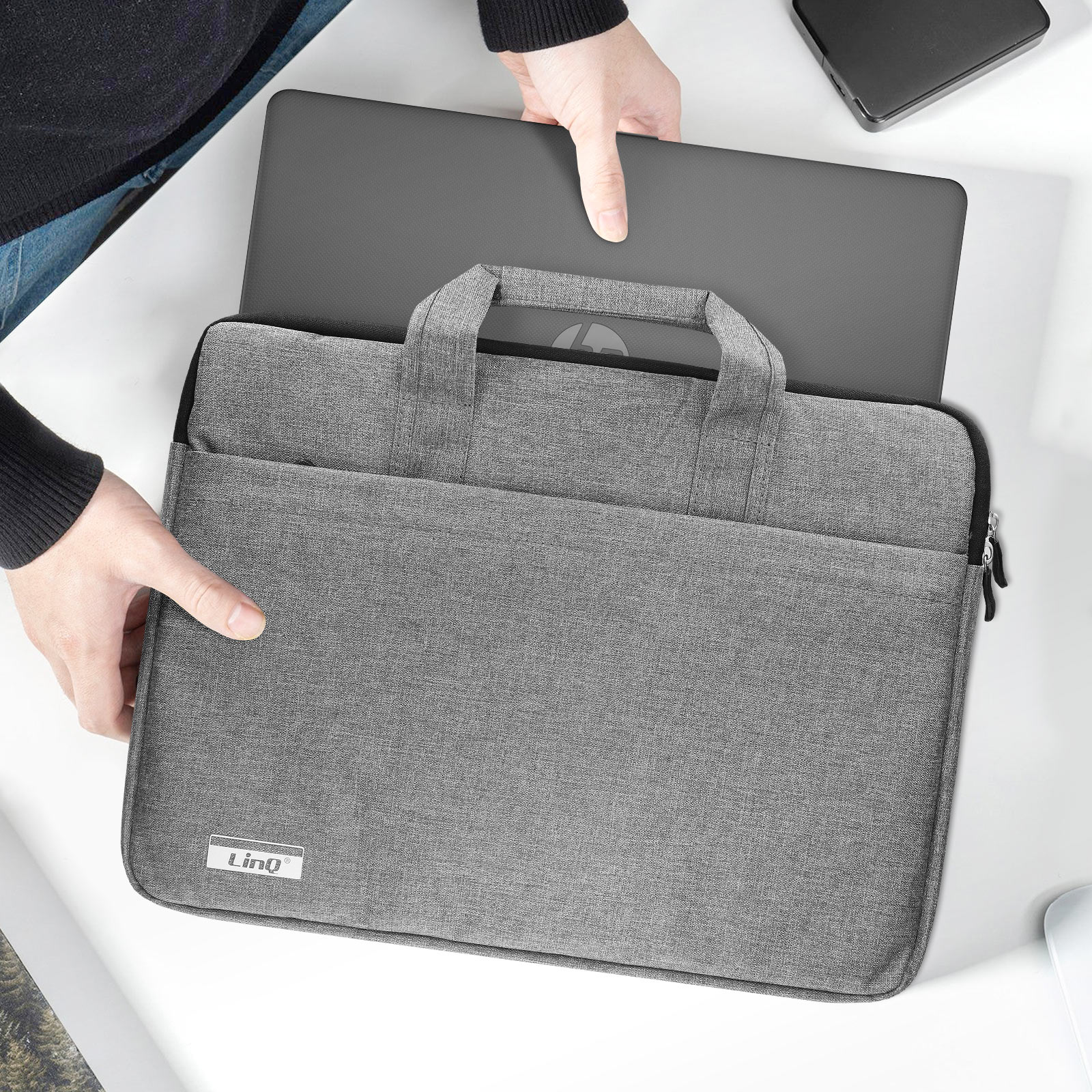 Borsa Messenger City Style in vitello stampato con tasca Laptop | Cipriani Leather Borsa Messenger City Style in vitello stampato con tasca Laptop | Cipriani Leather