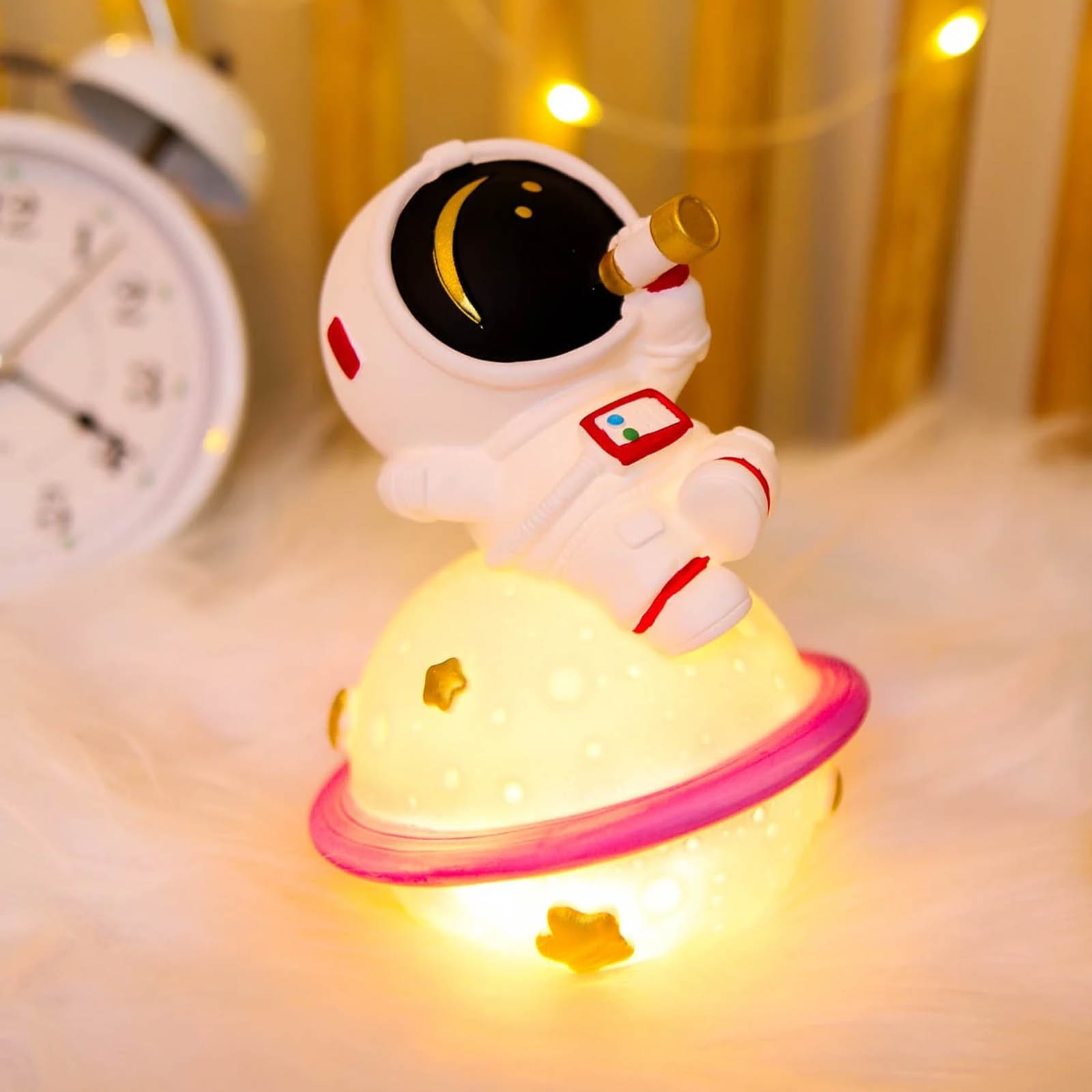 Veilleuse Astronaute sur Saturne avec Anneau Rose - Lumière LED Chaude,  Lampe de Chevet - Français