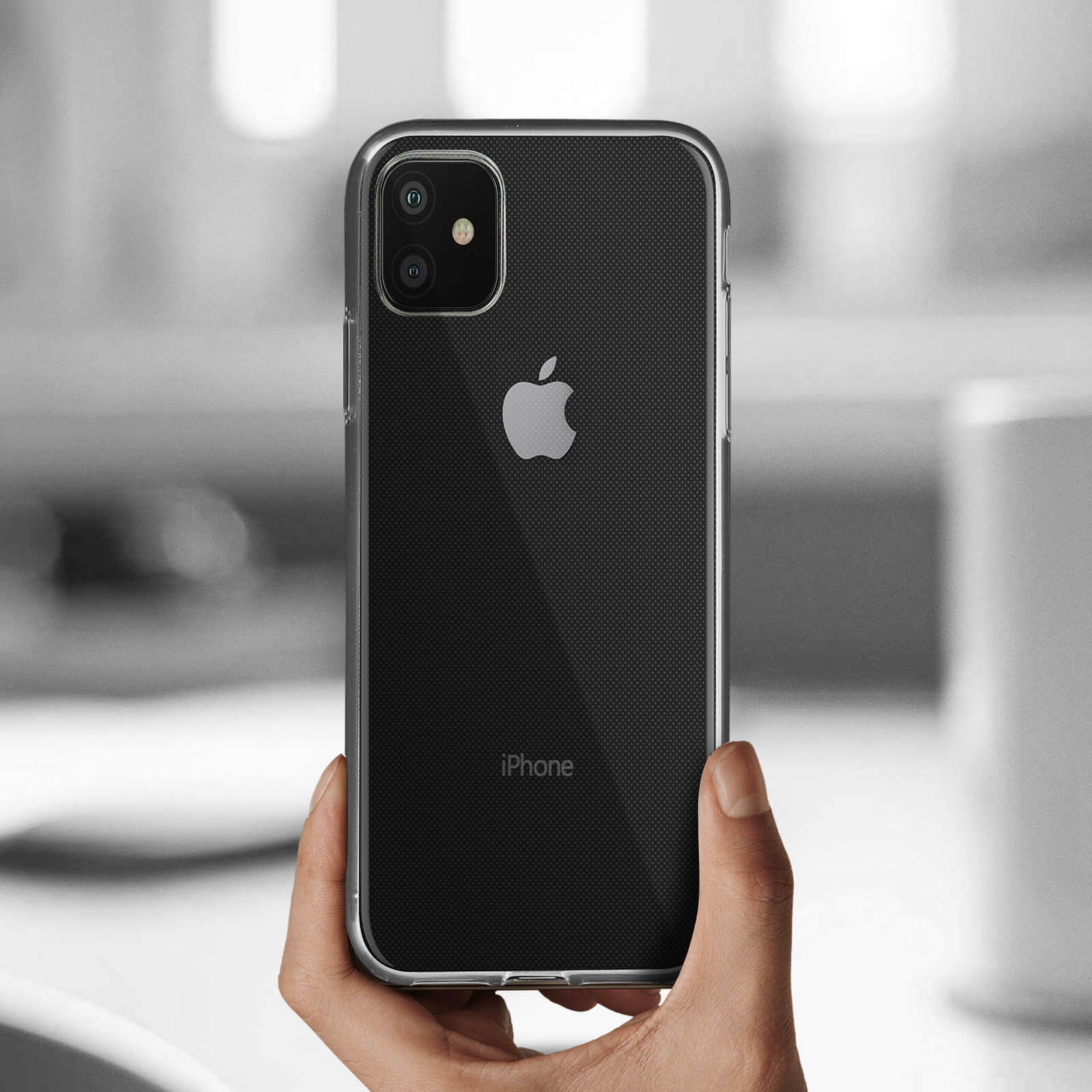 Coque iPhone 11 contour silicone Noir 
