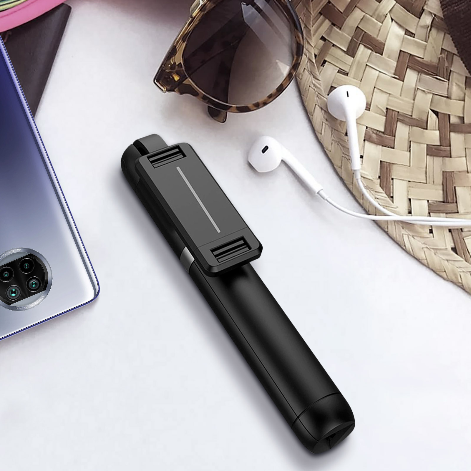 Bluetooth Perche à Selfie pour iPhone - 2 Lumières Rechargeables, Plus  Stable Trépied de Voyage Extensible Jusqu'à 114 CM avec Obturateur à  Distance, pour Google/Huawei/Xiaomi (Blanc) : : High-tech